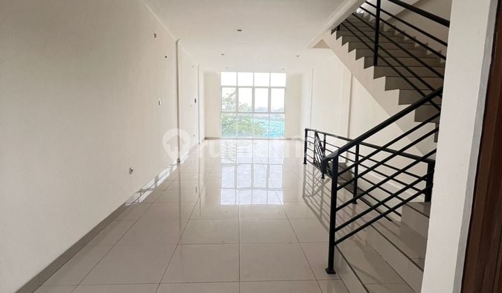 Disewa Ruko 3 Lantai Rooftopvivo Business Park, Jl. Pembangunan Iii, Tangerang, Kawasan Bisnis Multiguna