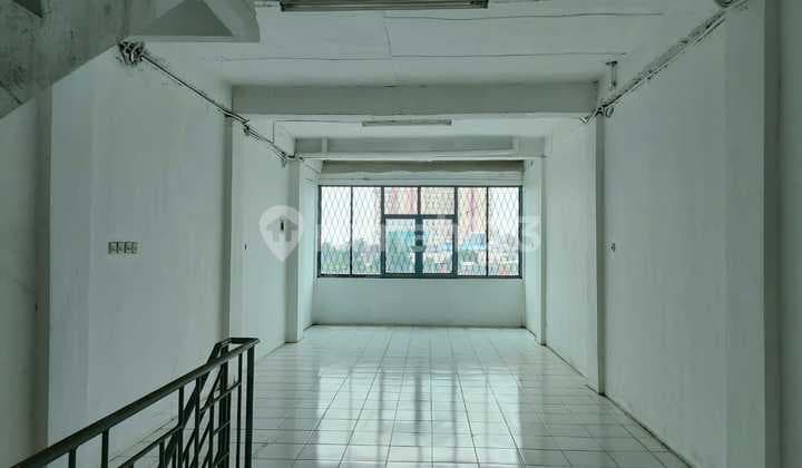 Di jual ruko gandeng pinggir jalan di Pluit,Jakarta Utara