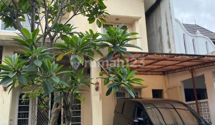 Rumah Tua Hitung Tanah di Komplek Vila Graha Hijau 1, Ciputat