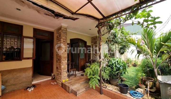 Rumah Rapih Siap Huni Di Puri Indah Jakbar