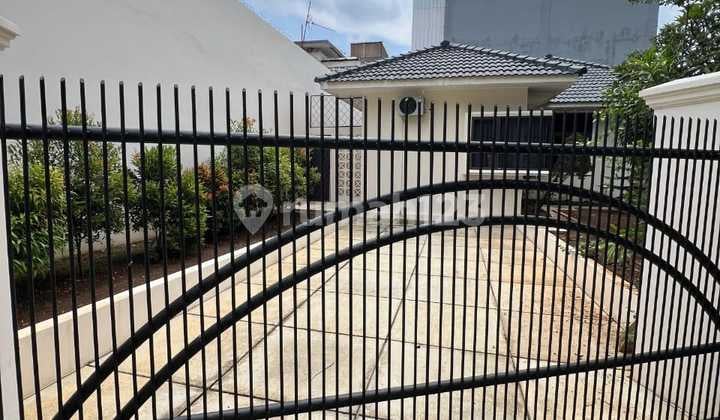 Rumah Bagus Siap Huni di Tanjung Barat Jakarta (Mm)