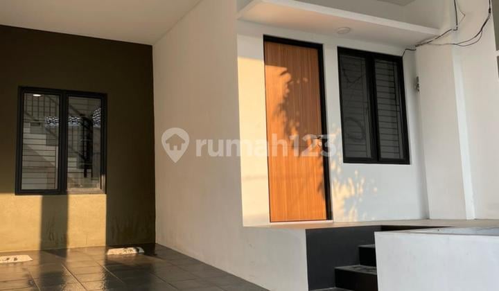 Rumah Bagus Rapi Siap Huni Area Pekayon Galaksi Bekasi (Ey)