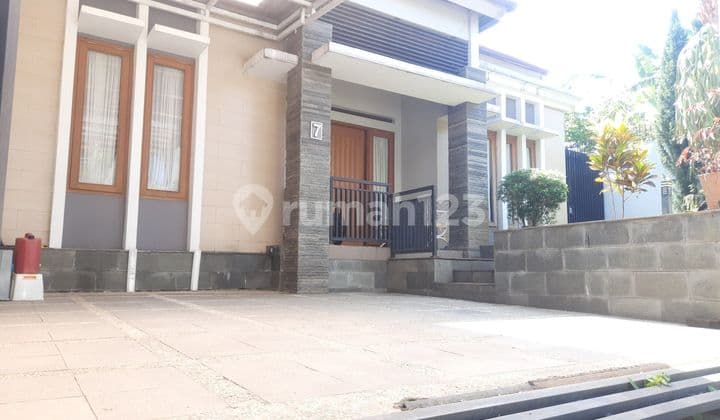 Rumah bagus siap huni, kondisi terawat area Geger Kalong Bandung (MM)
