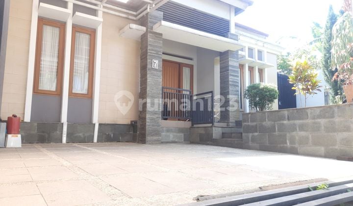 Rumah Bagus Siap Huni, Kondisi Terawat Area Geger Kalong Bandung (Mm)