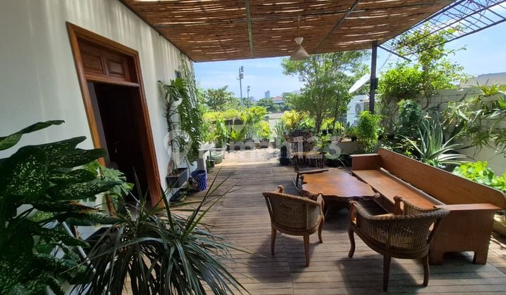Rumah Siap Huni di Pulomas(Mm)