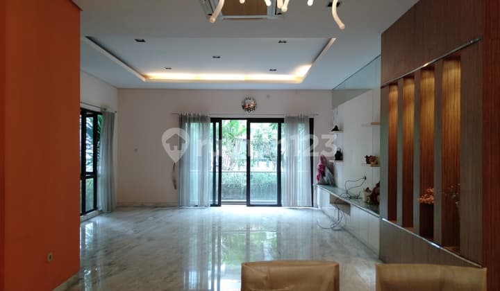 Springhill Gof Residence Special Type 9X28 M View Lapangan Golf