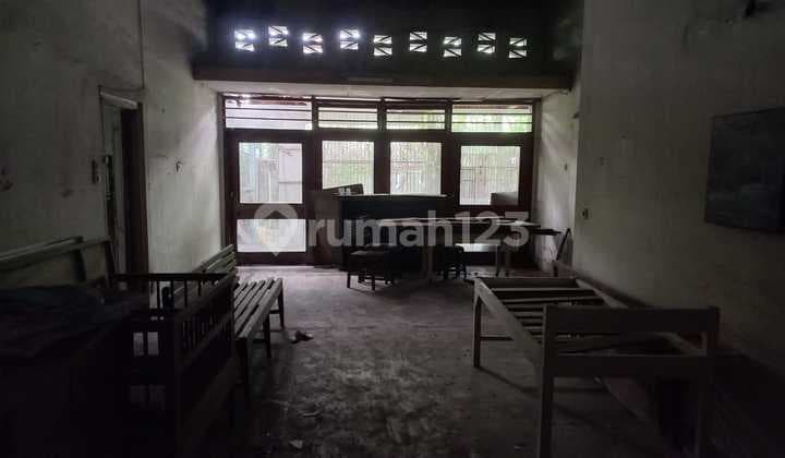 Rumah di mainroad naripan