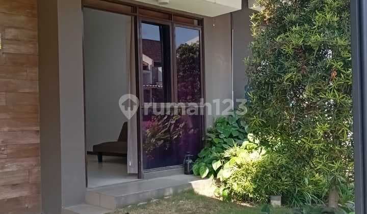 Minimalist Kbp House