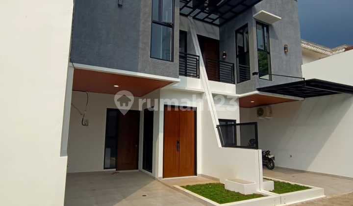 Rumah Minimalis Dalam Komplek Area Rawamangun Jakarta Timur