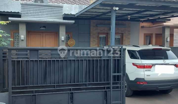 Rumah Secondary Area Bambu Apus Siap Huni Jakarta Timur