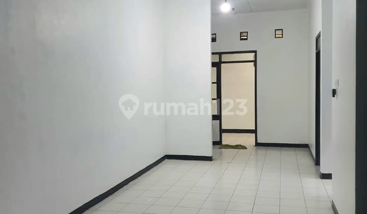 Dijual Rumah di Tki 2 Siap Huni Harga Menarik