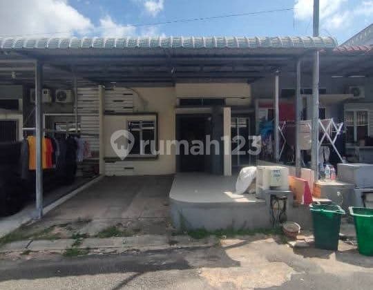 Rumah.jual.second.hgb.90m.bagus.bebas Banjir.siap Huni.livia Garden