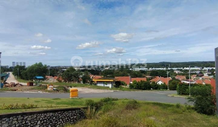 di Sukajadi The Agathis ,Batam Centre