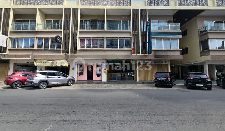 Shop House for Rent. Good Condition. 75 sqm. Ready to Use. 3.5 Floors. Nagoya.