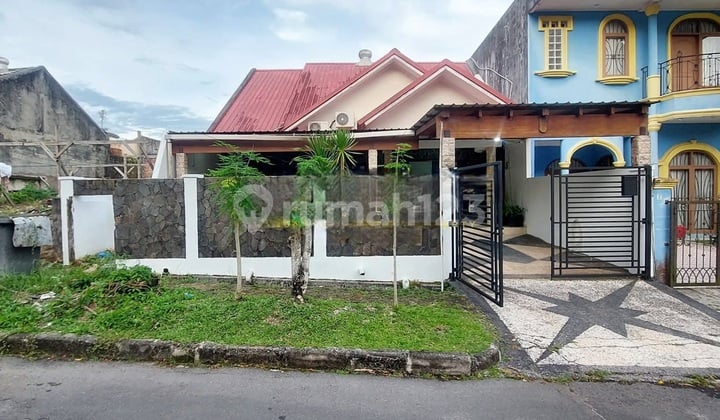 For Sale. Second House. Good. SHM in Bukit Indah Sukajadi Batam, Jl. Bukit Indah Raya, Sukajadi, Batam City, Batam, Riau Islands, Indonesia, 29432, Batam Centre.
