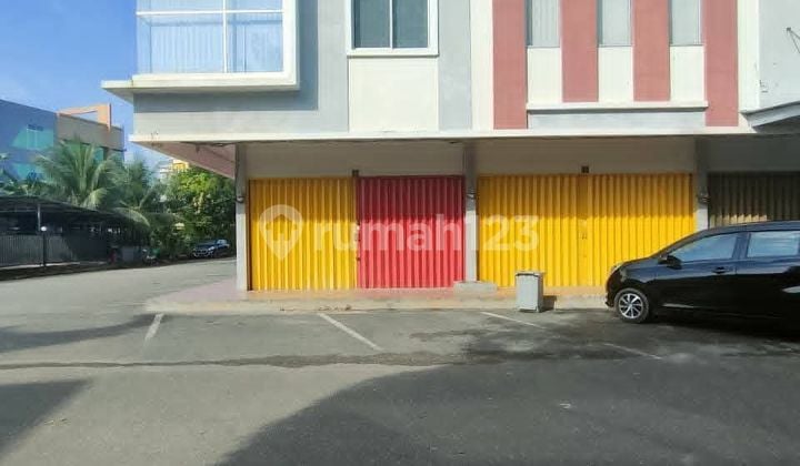 Ruko.jual.second.90m.bagus. di Perumahan Costarica Residence, Jl. Raja Isa, Belian, Batam Kota, Kota Batam, Kepulauan Riau, Indonesia, 29464, Batam Centre