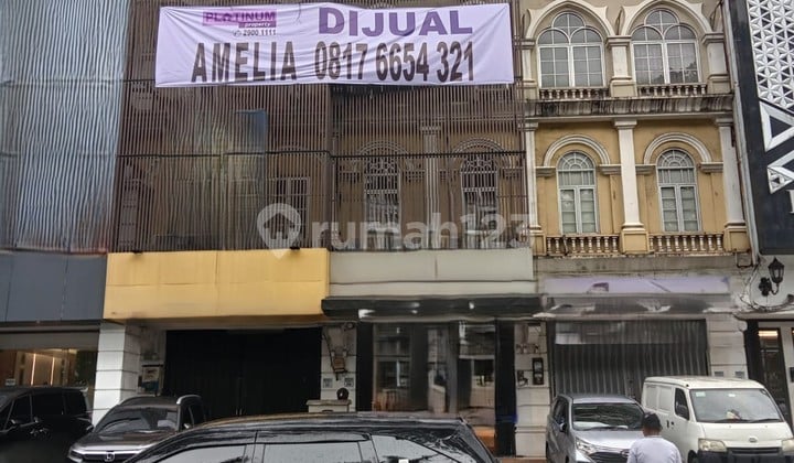 Ruko Mendrisio Gandeng 9 X 26+, Lantai Bawah Sudah di Jebol Jadi Satu, SHM