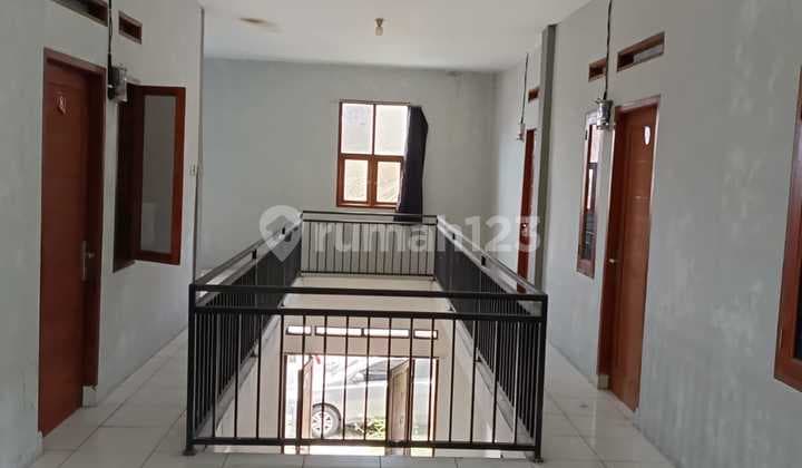 Dijual Rumah 9 Kamar Belakang Setra Duta Bangunan Baru