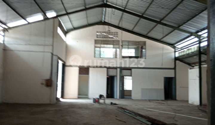 Dijual / Disewakan Gudang Bersih di Dekat Exit Tol Kopo