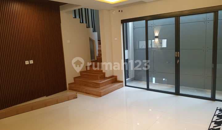 Dijual Rumah Baru Minimalis di Tengah Kota Jln Kembar