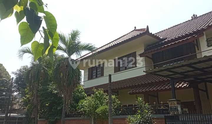 Rumah 2 Lantai Bagus Unfurnished SHM di Tb Simatupang, Jakarta Selatan
