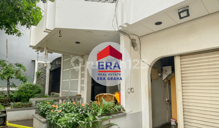 Comfortable Residence in Taman Kedoya, West Jakarta – 1.5-Story House, Furnished, Affordable Price!