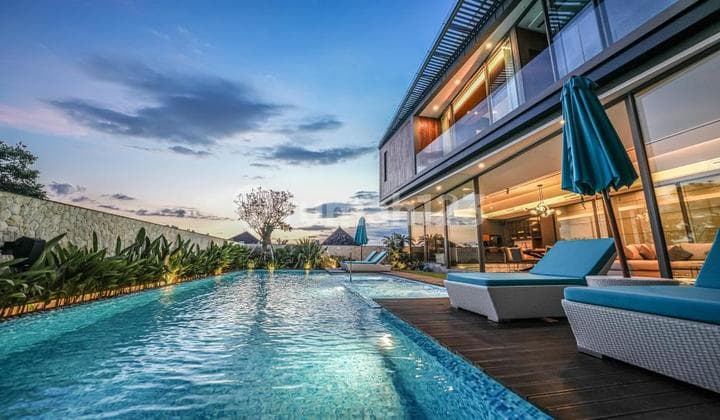 Luxury Modern Industrial Design Villa In Umalas Area