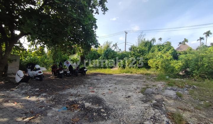 Premium Land behind W Hotel and Potato Head in Petitenget