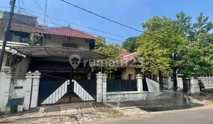 Rumah Rungkut Asri Utara 2 Lantai Hoek Akses Mudah ke Jalan Besar