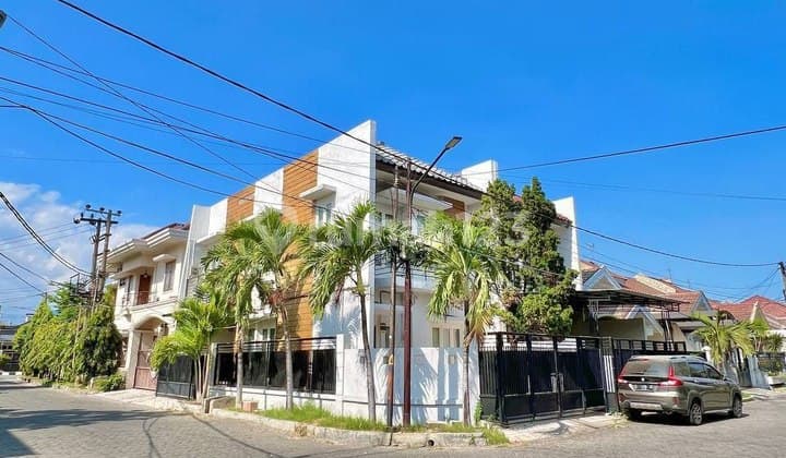 Rumah Wisma Mukti Klampis Semolo 2 LT Hoek Strategis Prestisius