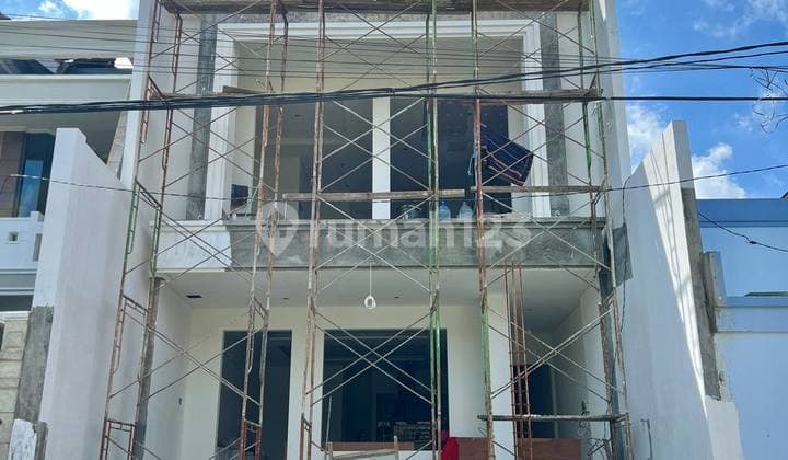 Rumah Baru Mewah Klasik Araya Tahap 1 Galaxy Bumi Permai 3 Lantai