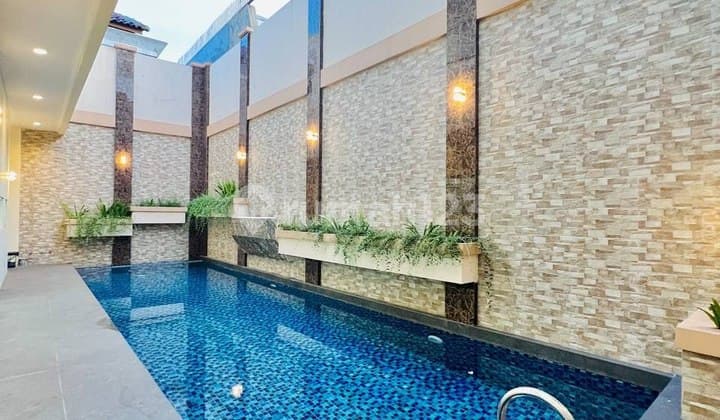 Rumah Mewah Kertajaya Indah Timur 2 Lantai Ada Private Pool