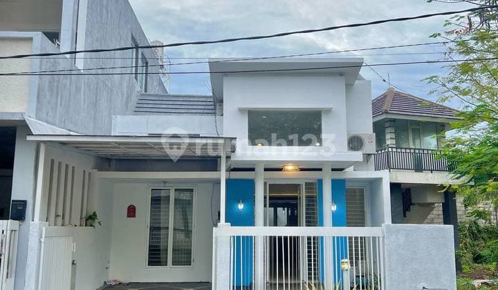 Rumah di Pantai Mentari Semi Furnished Area Belakang Full Keramik