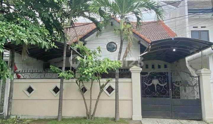 Rumah di Rungkut Harapan 1 Lantai Hadap Selatan Siap Huni