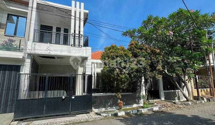 Rumah di Medokan Asri Barat, Rungkut 2 Lantai 5 Kamar Siap Huni