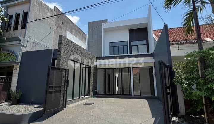 Rumah di Perumahan Pandugo, Merr 2 Lantai Penataan Ruangan Loss