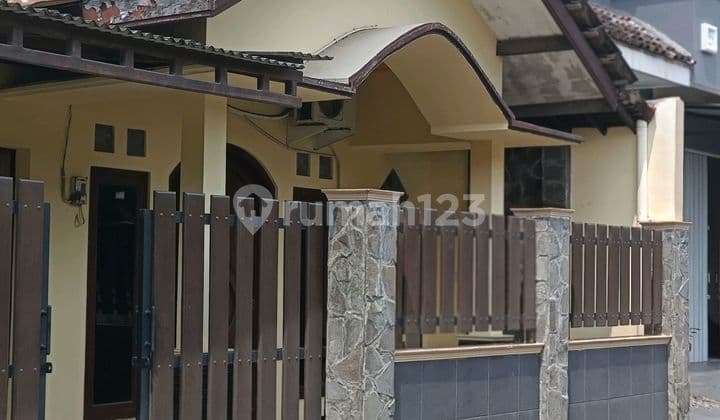 For Sale Nice House North of Hotel Savita Inn Sleman Yogyakarta