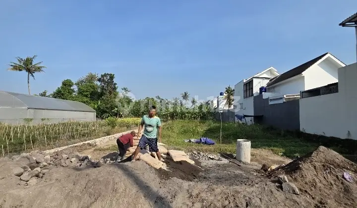 Dijual Tanah Di Jakal.k. 9