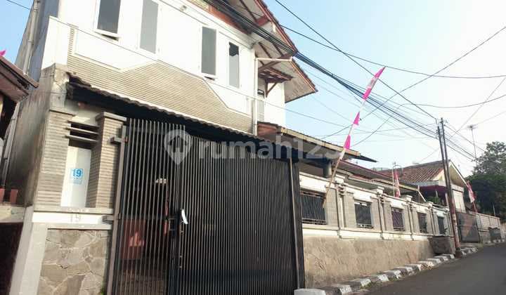Kesempatan Langka! Rumah Besar SHM Ujungberung Harga Bu