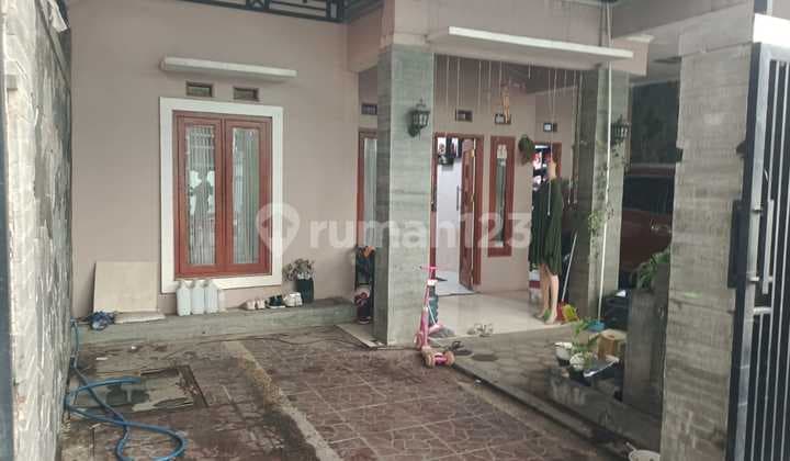 Rumah Bagus Tanah Luas di Cisaranteu Untu Tinggal