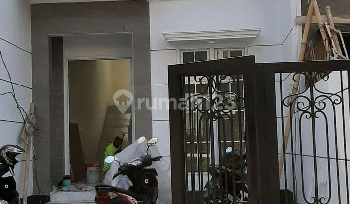 Rumah Baru 2 Lantai Lokasi Venus Barat Metro Margahayu