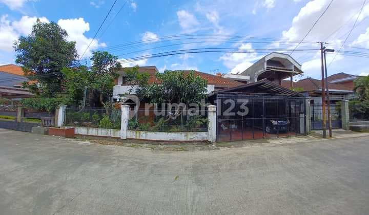 Rumah di Batu Indah Batununggal Tanah Kotak Harga Nego