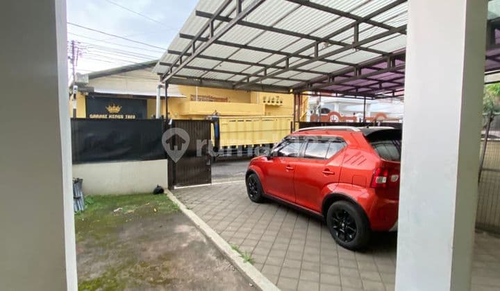 House, 2 Storeys, in Pasteur, Near Pasteur Toll Road, Maranatha University Campus