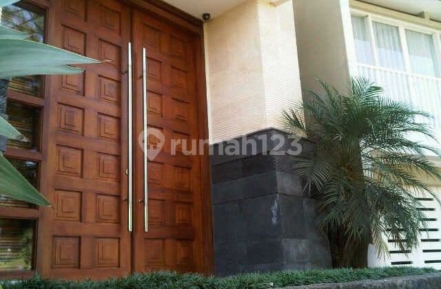 Rumah, 2 Lantai, di Sayap Dago, Dago.resor