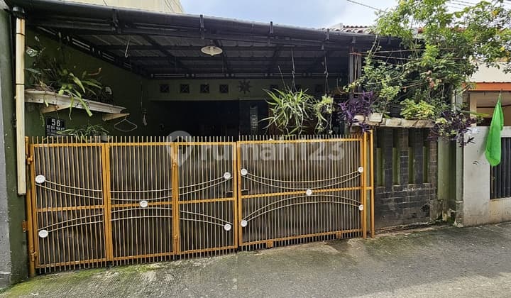 Rumah di Pangkalan Jati Cinere Dekat Mrt Lebak Bulus