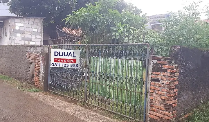 Non-Clustered Land with 2-Car Access in Jagakarsa