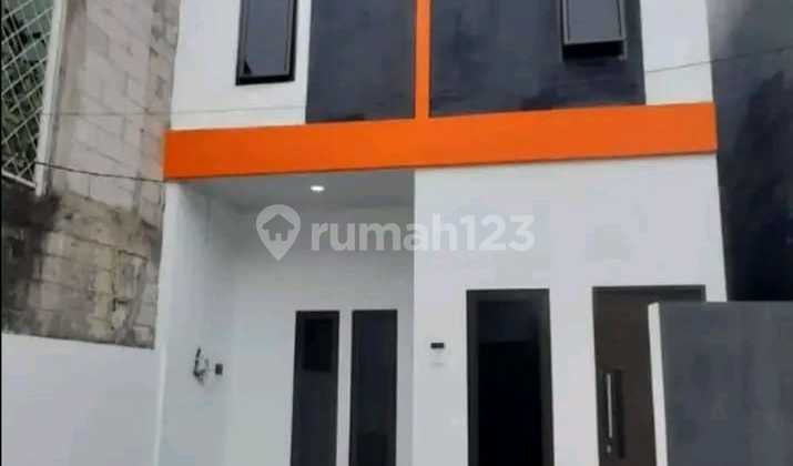 Rumah Bagus 2 Lantai di Jagakarsa