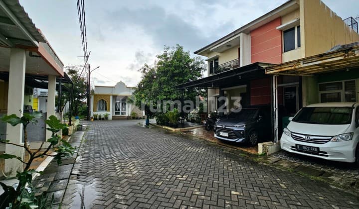 Dijual Rumah 2 lantai sudah Renov. di Perumahan Pabuaran Residence - Tanggerang