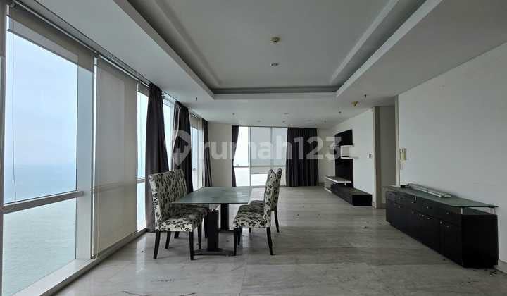 Apartemen Regatta 3 BR, Middle Level Seaview Full Furnished Ready To Use For Rent di Pantai Mutiara. Jakarta Uta