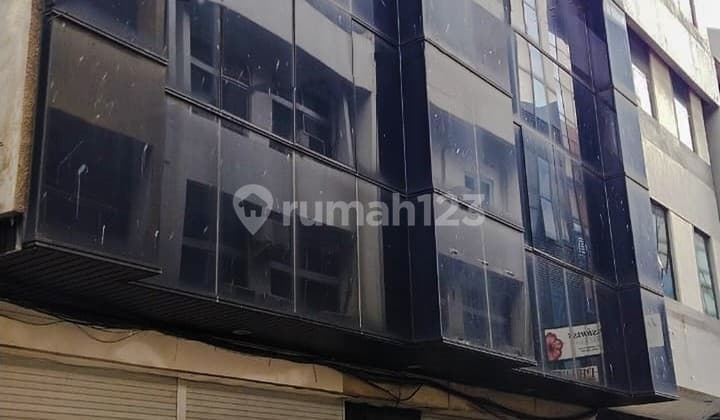 DIJUAL Ruko Gandeng 4.5 lantai depan Duta Merlin, Hayam Wuruk - Jakarta Pusat